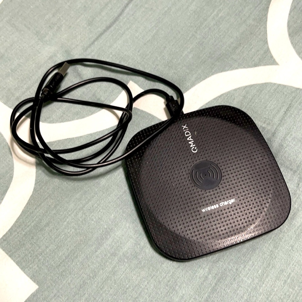 QMADIX Wireless Charger
